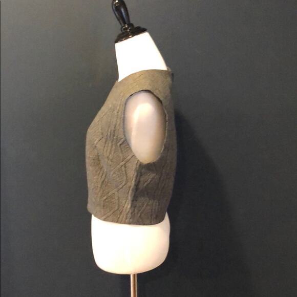 Alice & Olivia Top Gray Knit Cropped - Picture 7 of 8